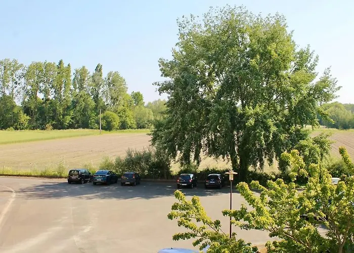 A 2 Pas Du Mont St-michel Pontorson